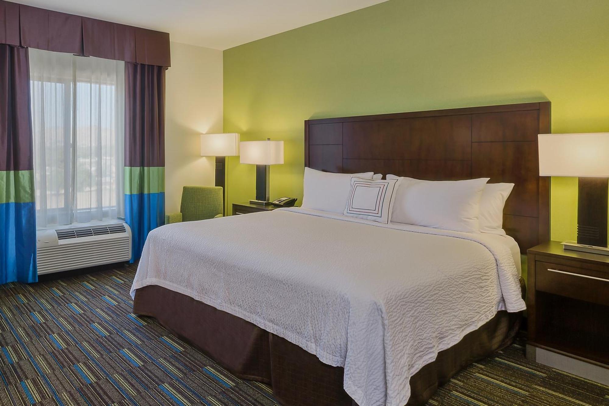 Fairfield Inn & Suites Riverside Corona/Норко Екстериор снимка